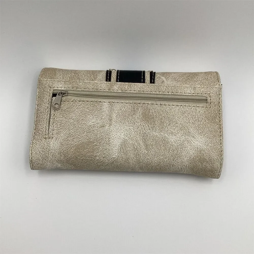 Unbrandred wallet beige